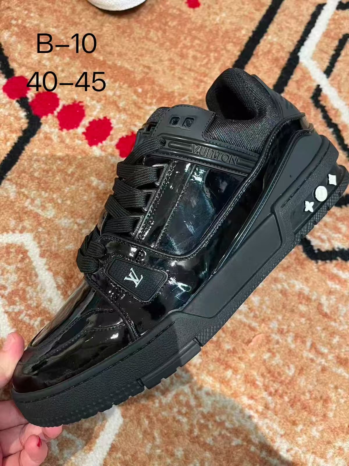 LV B10